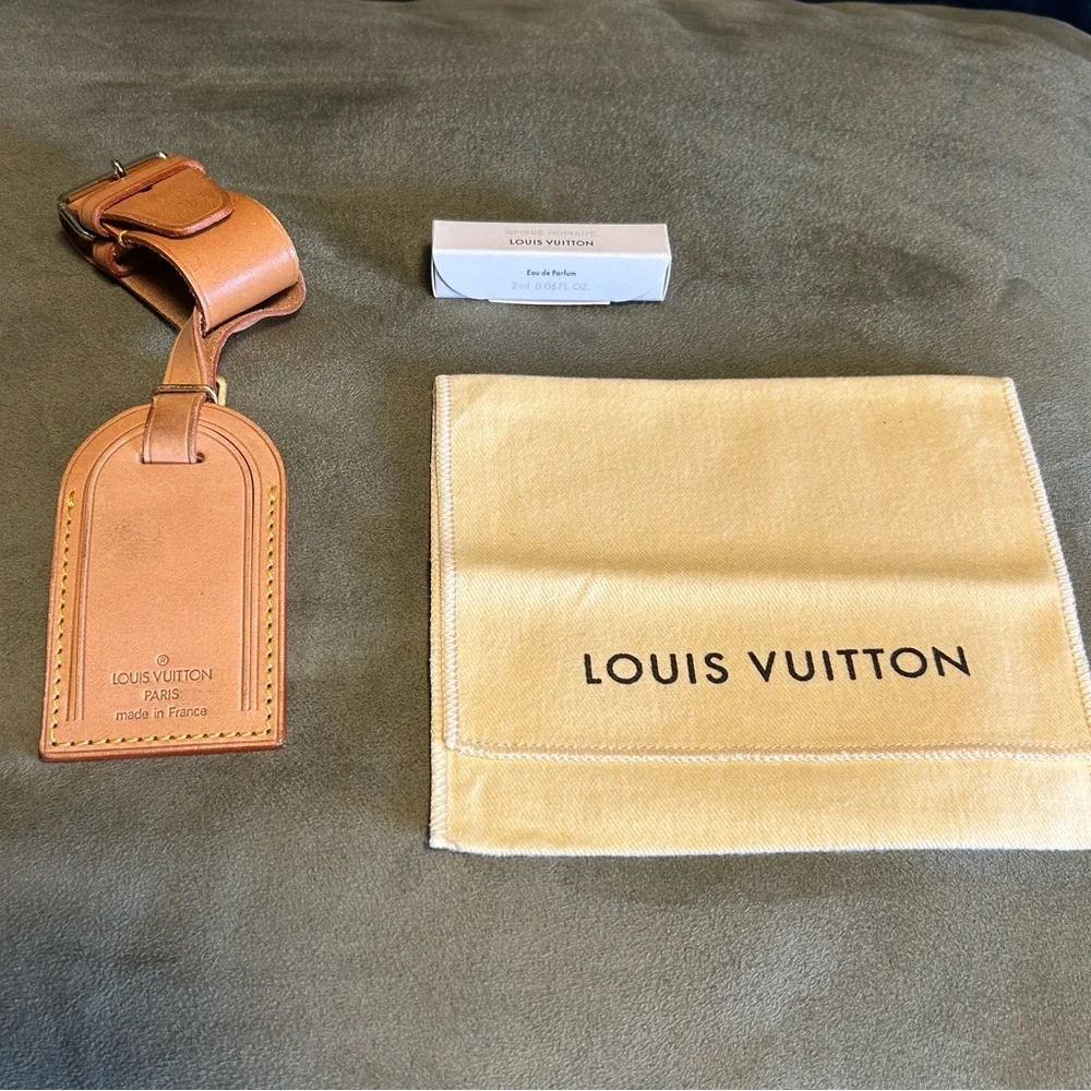Louis Vuitton Leather Luggage Tag, Wallet Dustbag and Ombre Nomade BUNDLE!! - Picture 2 of 11